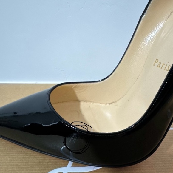Christian Louboutin So Kate Pointed Toe Pump - black, US 9, EU 39 heel - Picture 5 of 7